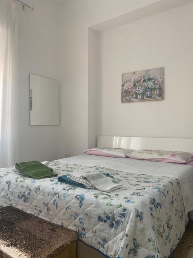 Golden House Appartement Palmi Buitenkant foto